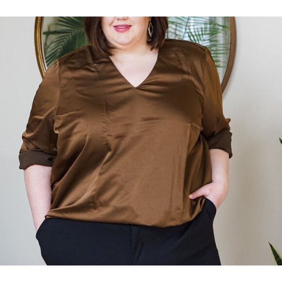 Universal Standard V Neck Satiny Long Sleeve Shimmery Blouse Sz 4XS (XS 00-0) Wo - Picture 10 of 12